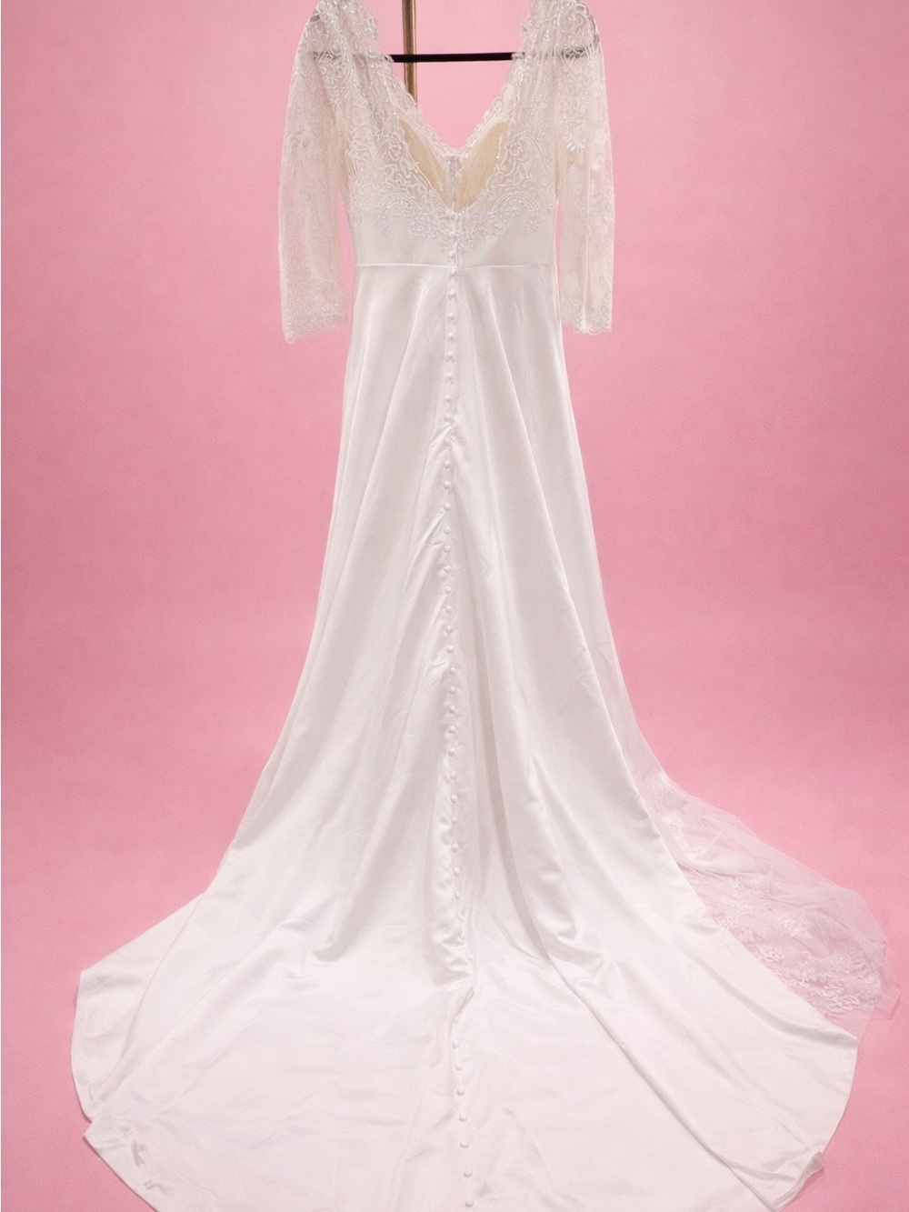 Elegant White Lace-Trim Bridal Gown with Long Train